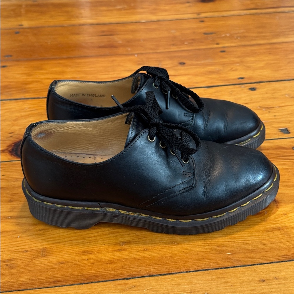 Vintage Dr Martens Leather Oxfords Size 6